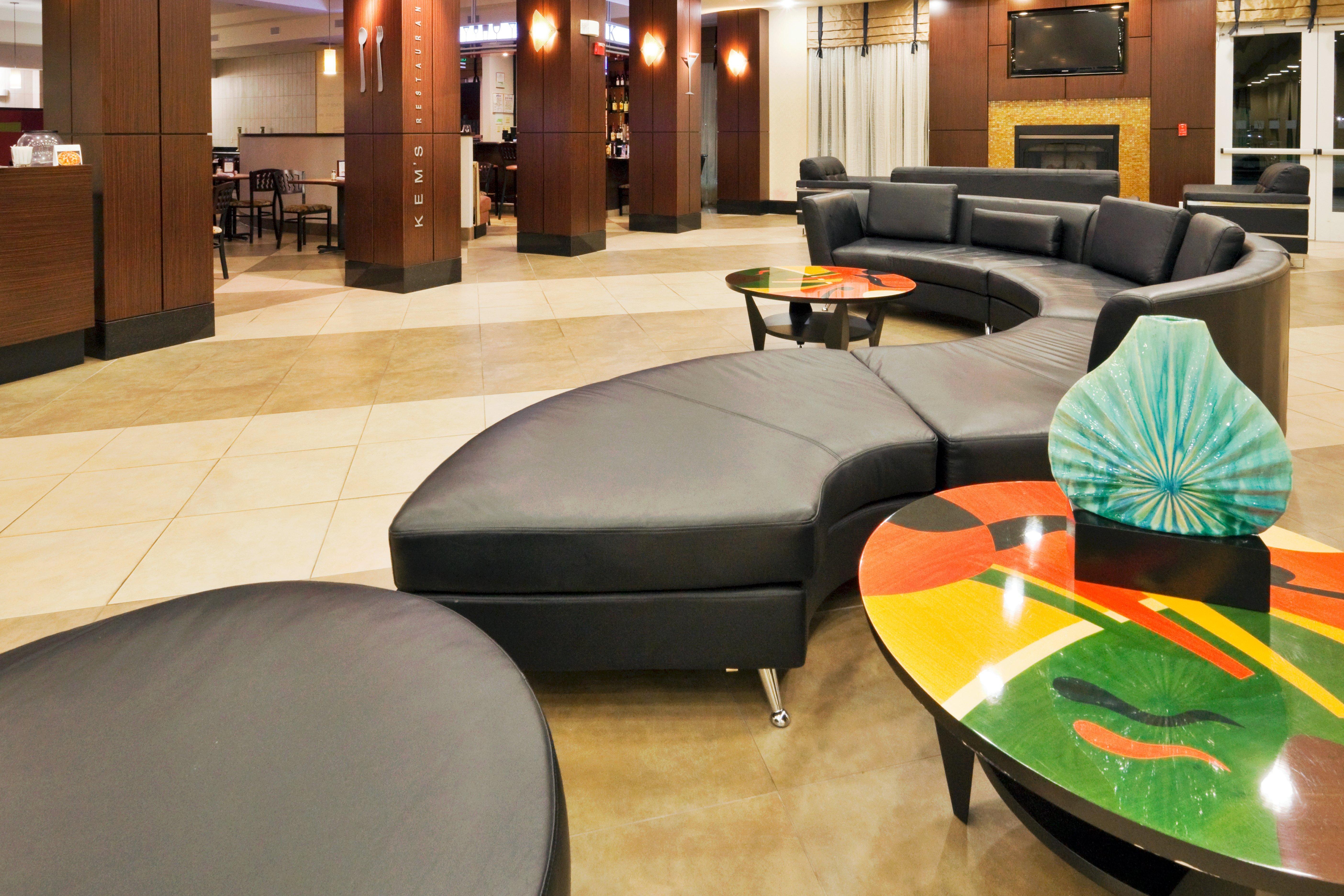 Holiday Inn Hotel & Suites Waco Northwest By Ihg Bellmead Bagian luar foto