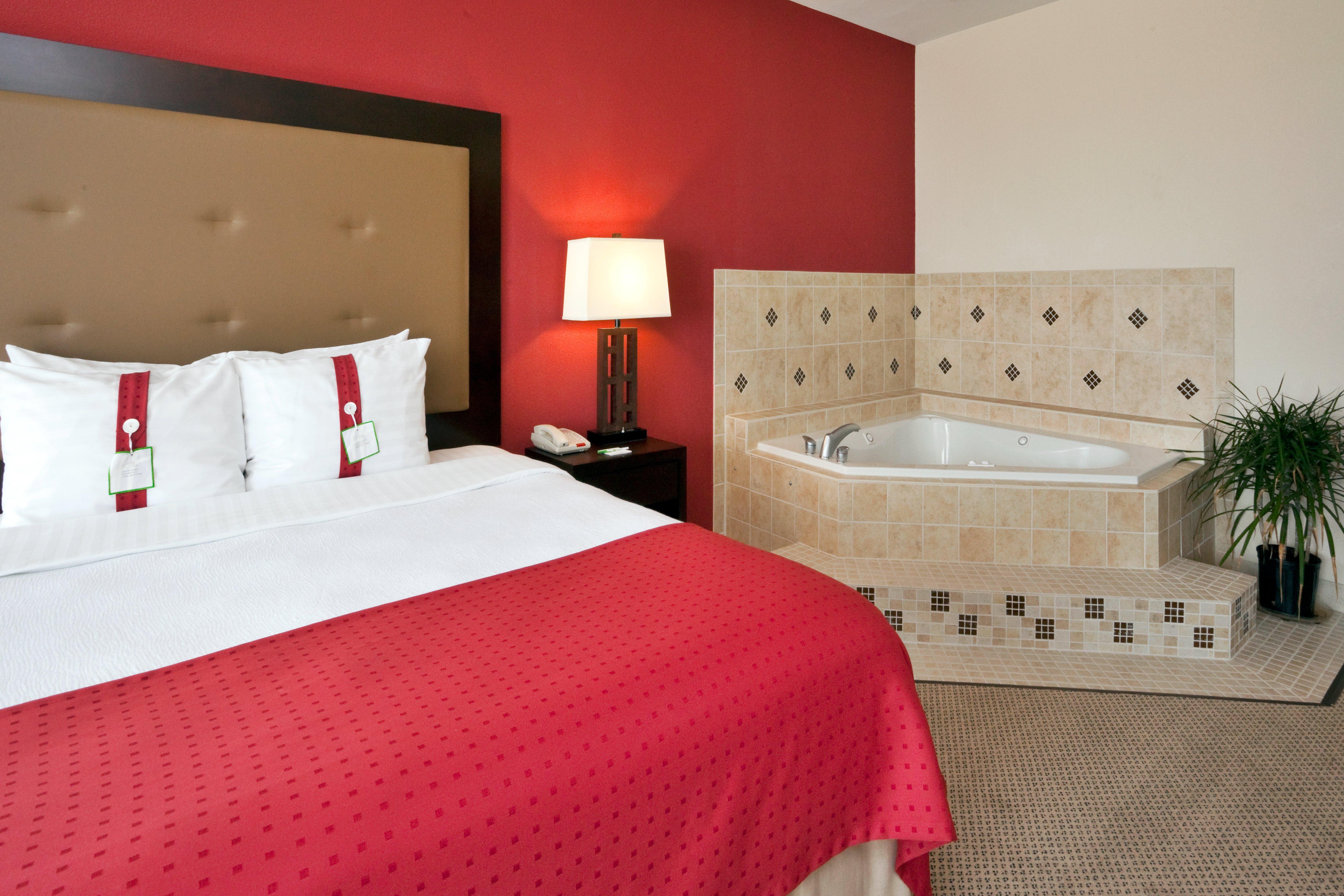 Holiday Inn Hotel & Suites Waco Northwest By Ihg Bellmead Bagian luar foto