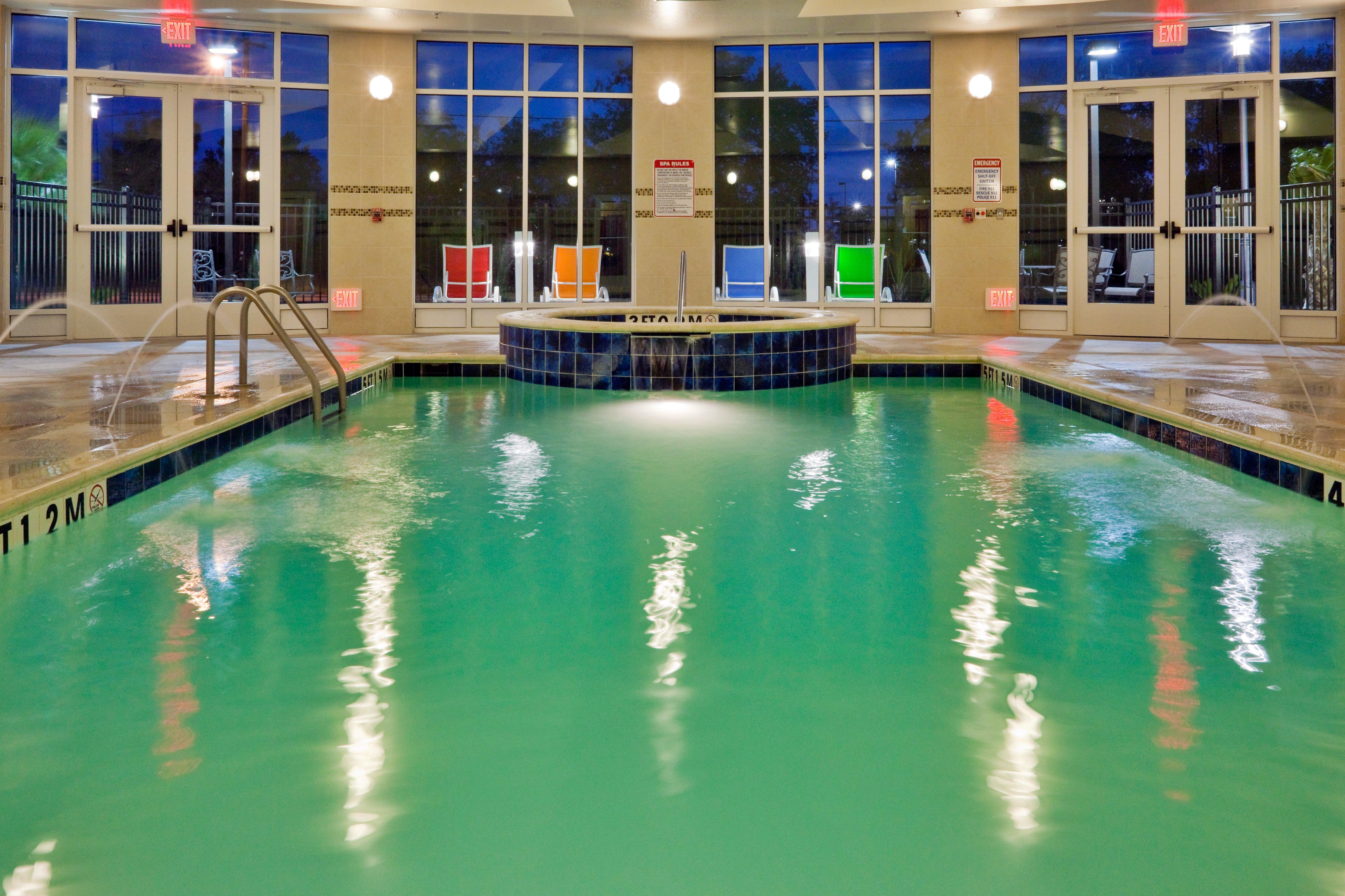 Holiday Inn Hotel & Suites Waco Northwest By Ihg Bellmead Bagian luar foto