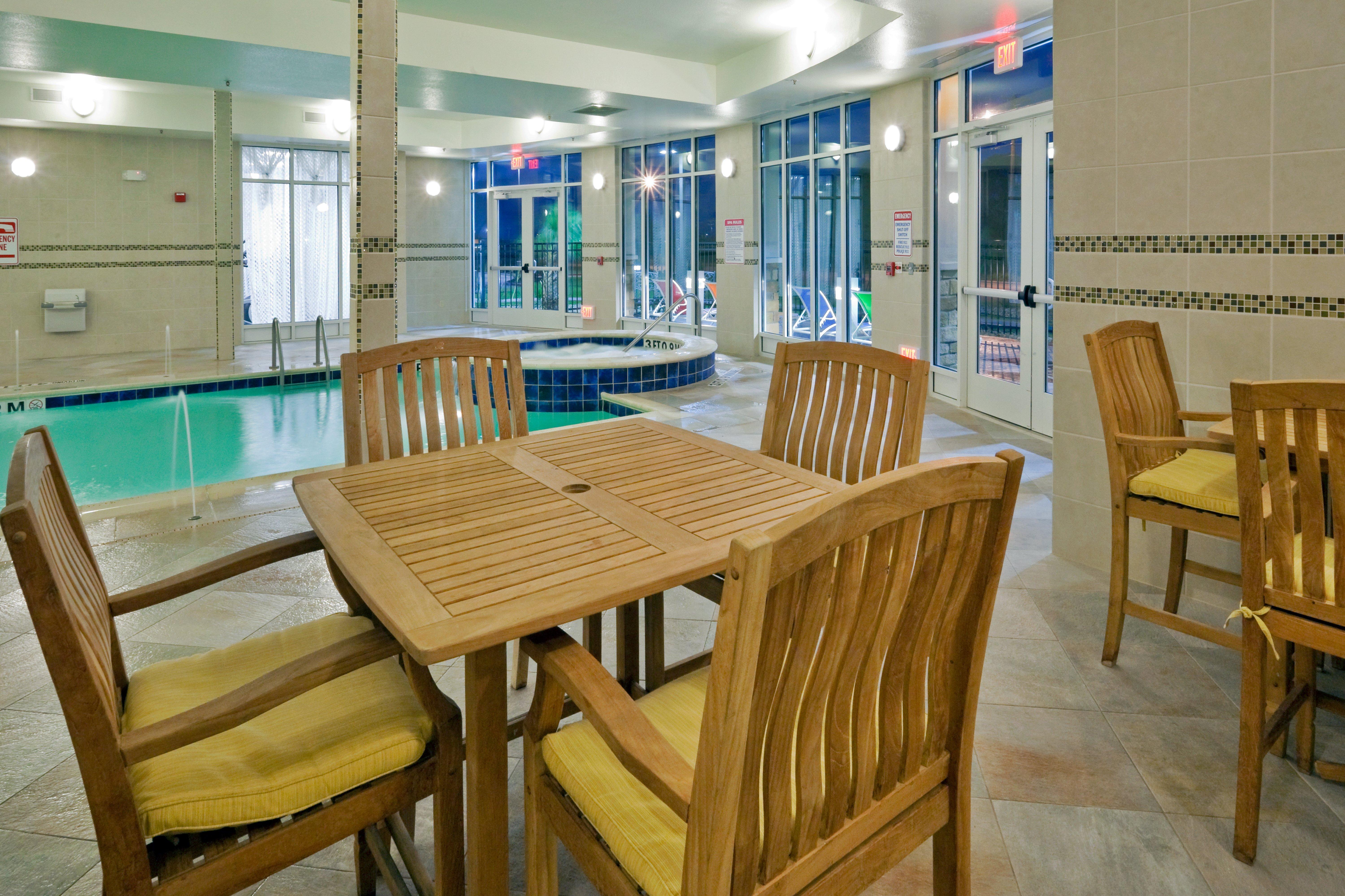 Holiday Inn Hotel & Suites Waco Northwest By Ihg Bellmead Bagian luar foto