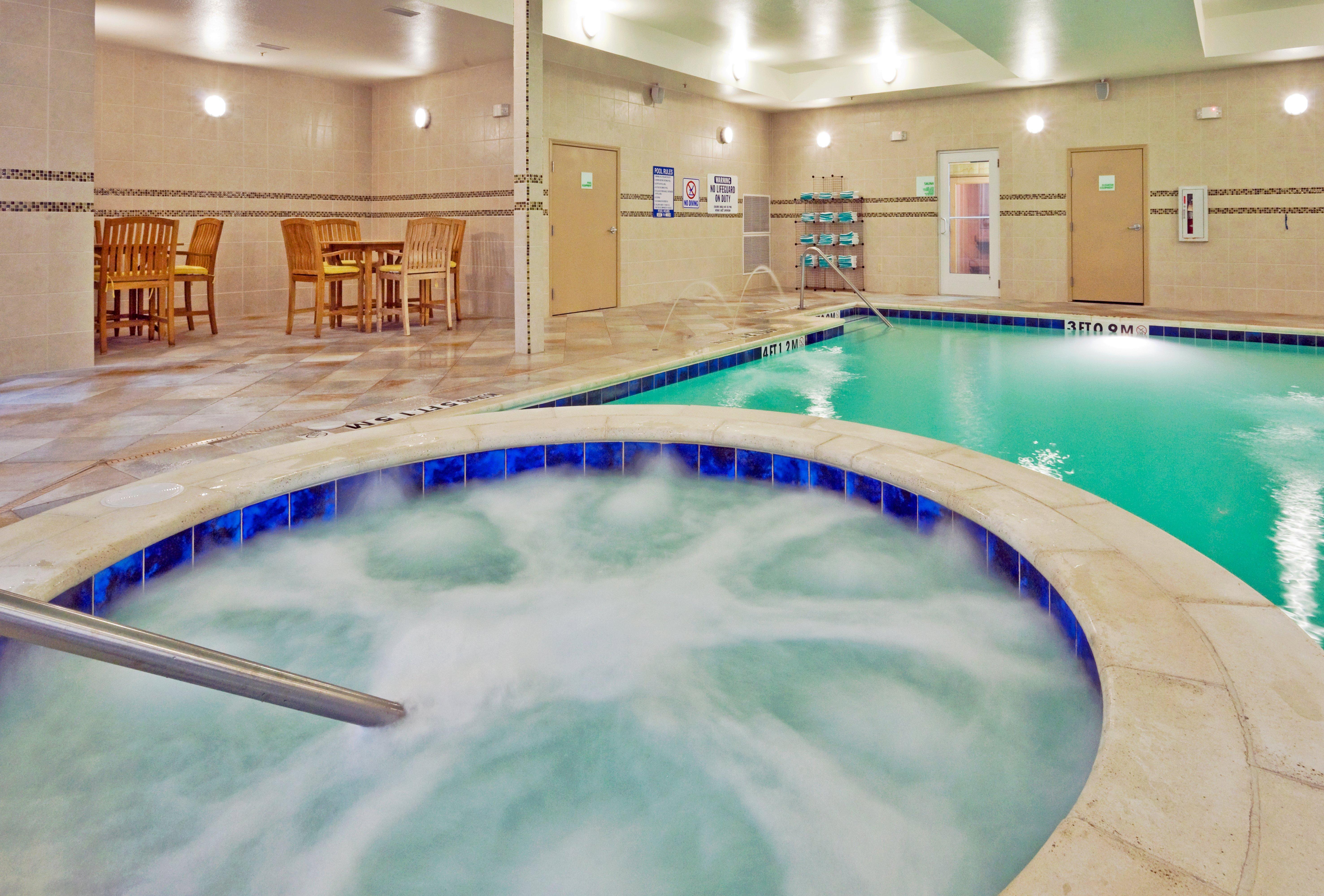 Holiday Inn Hotel & Suites Waco Northwest By Ihg Bellmead Bagian luar foto