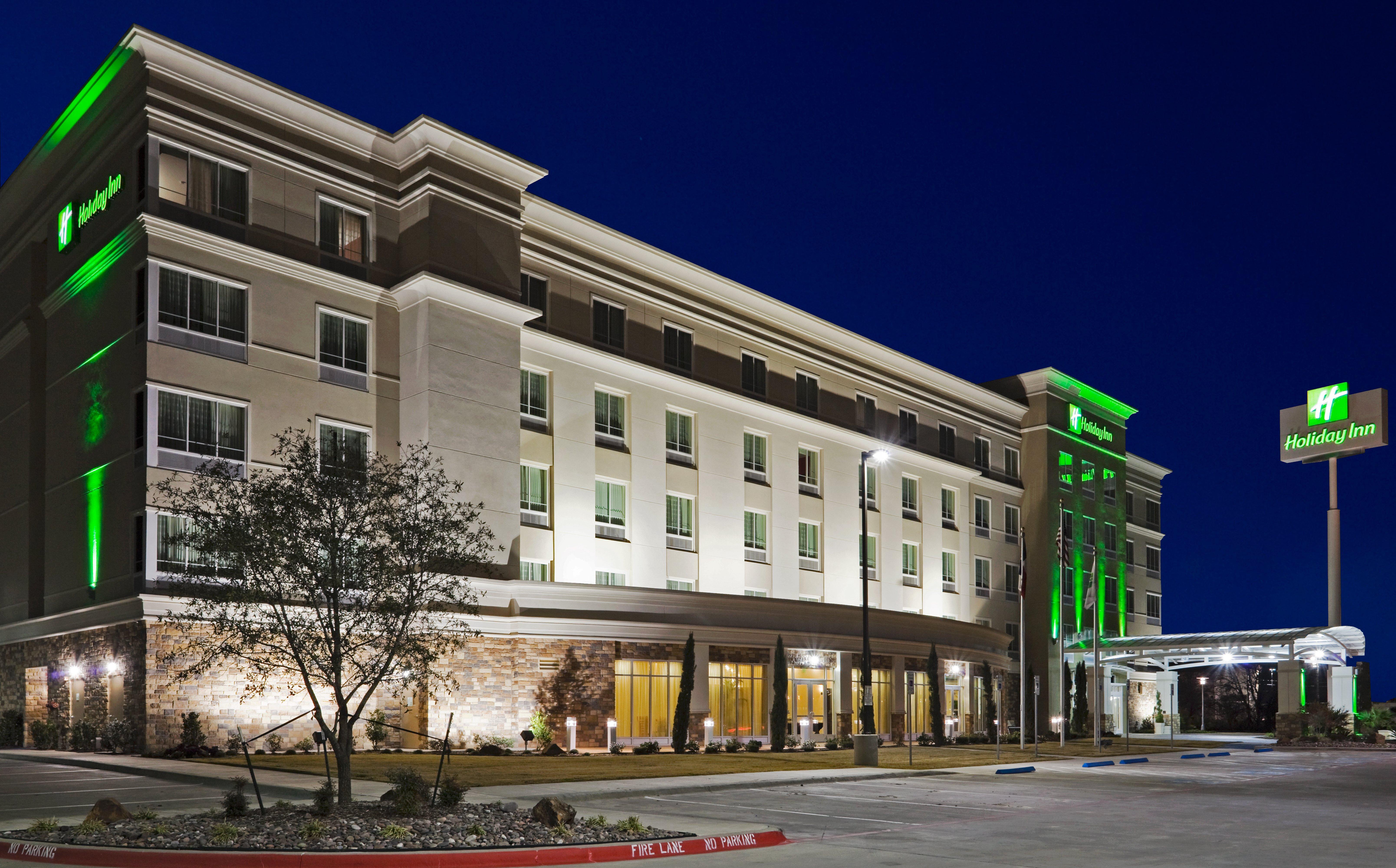 Holiday Inn Hotel & Suites Waco Northwest By Ihg Bellmead Bagian luar foto