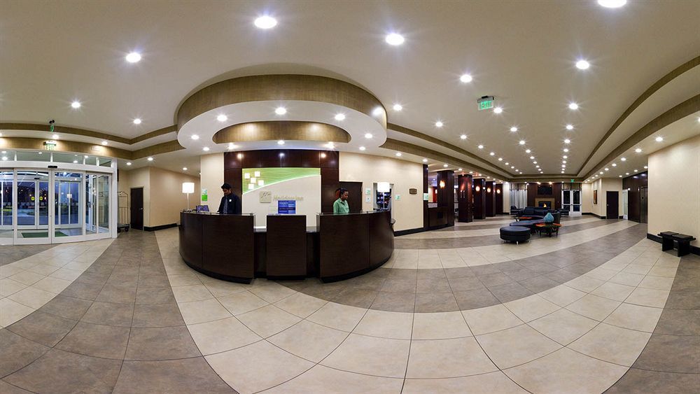 Holiday Inn Hotel & Suites Waco Northwest By Ihg Bellmead Bagian luar foto