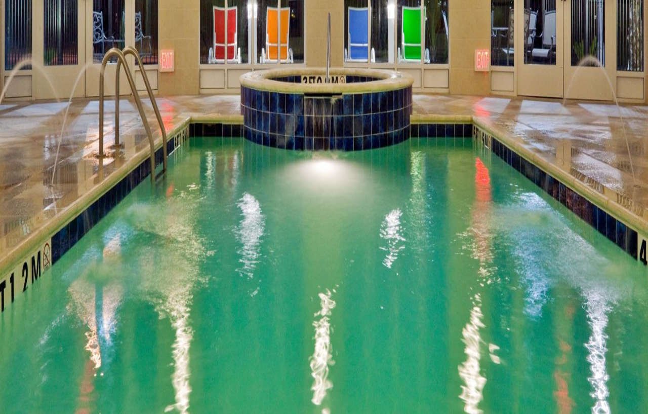 Holiday Inn Hotel & Suites Waco Northwest By Ihg Bellmead Bagian luar foto